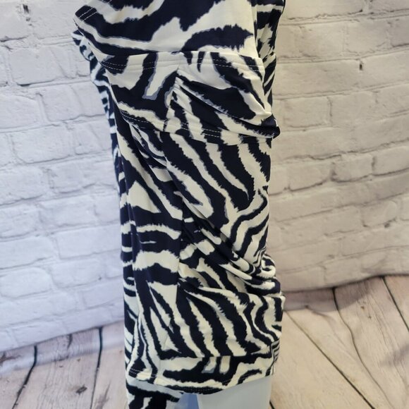 Anne Cole Plus Size Zebra-Print One-Piece Swimsuit - Picture 5 of 8